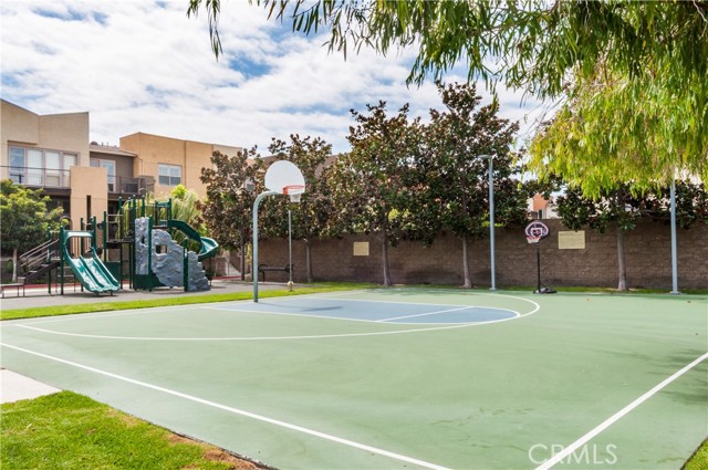 Detail Gallery Image 44 of 50 For 5405 W 149th Pl #16,  Hawthorne,  CA 90250 - 2 Beds | 2/1 Baths