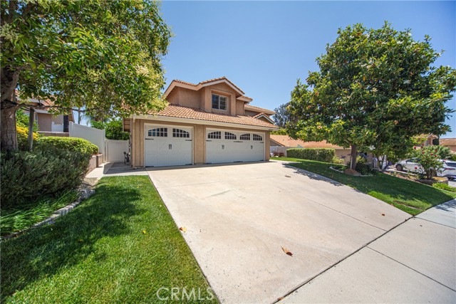 Detail Gallery Image 3 of 43 For 39572 Ramshorn Dr, Murrieta,  CA 92563 - 4 Beds | 3 Baths