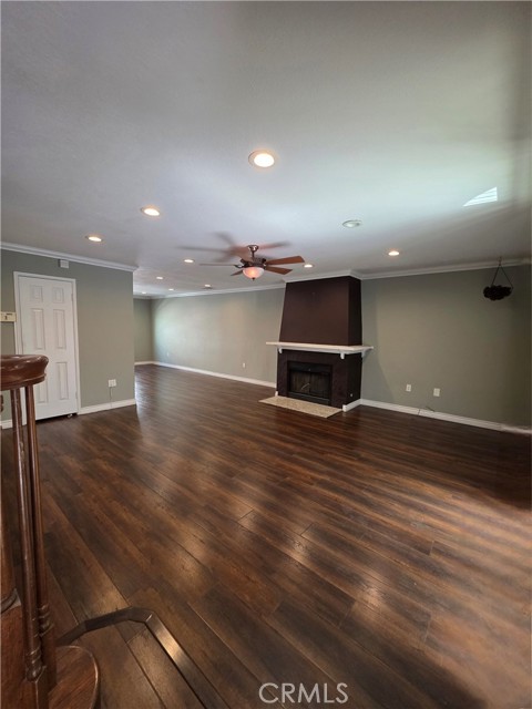 21901 Moneta Avenue, Carson CA: https://media.crmls.org/medias/2dbb8e36-6bc1-467f-a4df-c022532ea4c7.jpg