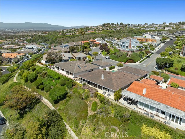 Detail Gallery Image 33 of 34 For 31 Carmel Bay Dr, Corona Del Mar,  CA 92625 - 4 Beds | 2/1 Baths