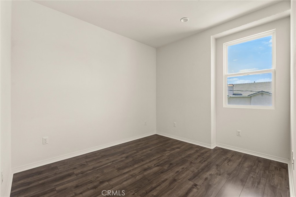 MLS #WS25230360 image #23