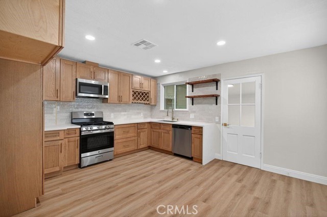 Detail Gallery Image 16 of 49 For 4392 Elm, Long Beach,  CA 90807 - 3 Beds | 2 Baths