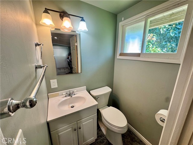 Detail Gallery Image 15 of 18 For 17140 E Orkney, Azusa,  CA 91702 - 3 Beds | 2 Baths