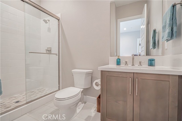 27871 Screenplay Place, Valencia CA: https://media.crmls.org/medias/2dbe2ed5-546a-4f58-bd45-4794931fb038.jpg