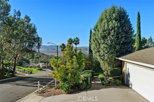 Detail Gallery Image 23 of 24 For 7369 Lakeside, Jurupa Valley,  CA 92509 - 4 Beds | 2 Baths