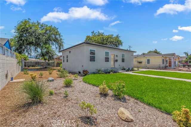 Detail Gallery Image 2 of 25 For 14346 Marilla Ave, Norwalk,  CA 90650 - 3 Beds | 2 Baths