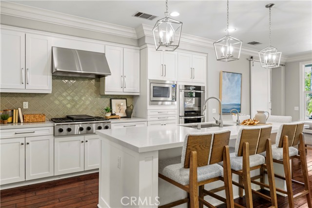 Detail Gallery Image 6 of 57 For 26837 Alcott Ct, Stevenson Ranch,  CA 91381 - 5 Beds | 5 Baths