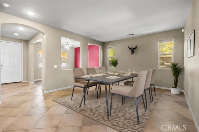 2123 Coconut Place, Palmdale CA: https://media.crmls.org/medias/2dc18132-0a63-42da-8fd4-d6d4f6de74f1.jpg