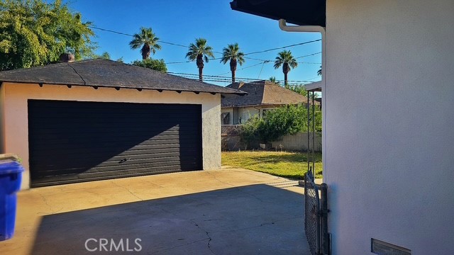 557 E Trenton, San Bernardino CA: https://media.crmls.org/medias/2dc1a0e9-e7b4-46db-a10e-672d8c9f5ae2.jpg