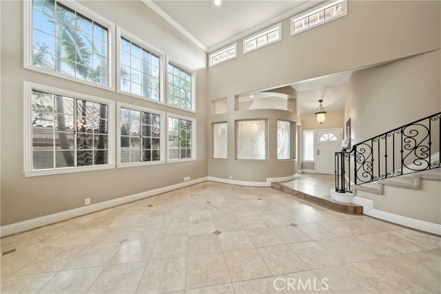 12 Westgate, Laguna Niguel CA: https://media.crmls.org/medias/2dc21f56-1a7c-412c-9133-b5cc19a4c474.jpg