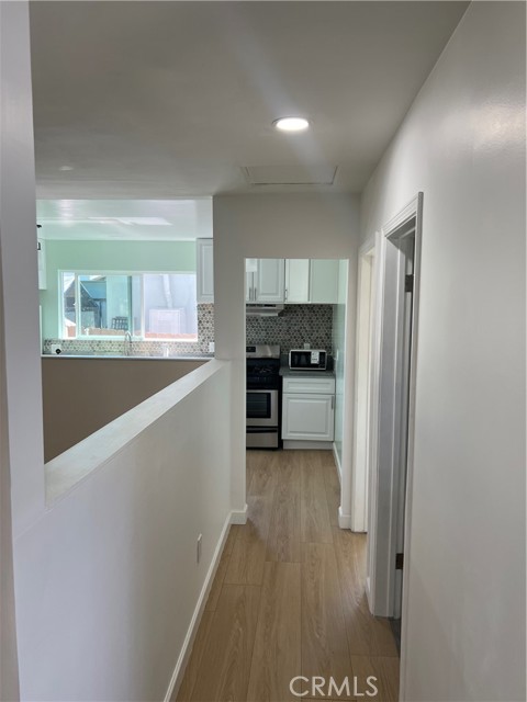 9106 Lev Avenue, Arleta CA: https://media.crmls.org/medias/2dc223e0-78a6-4fc1-baec-631fe742cb12.jpg