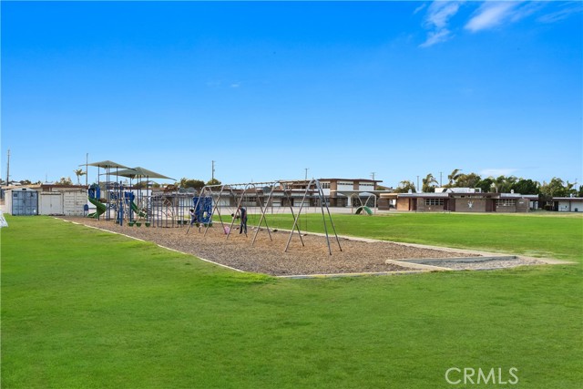 23326 Elm Avenue, Torrance CA: https://media.crmls.org/medias/2dc23a95-aadf-456b-9bee-2055f7dfc9d7.jpg