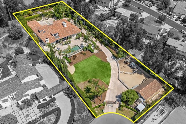Detail Gallery Image 2 of 45 For 1767 N Kimbark Ln, Orange,  CA 92869 - 6 Beds | 6 Baths