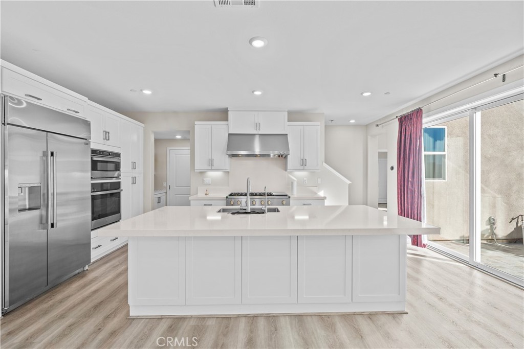 MLS #OC25272647 image #13