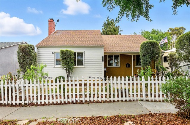 Detail Gallery Image 2 of 28 For 5812 Hayter Avenue, Lakewood,  CA 90712 - 3 Beds | 1 Baths