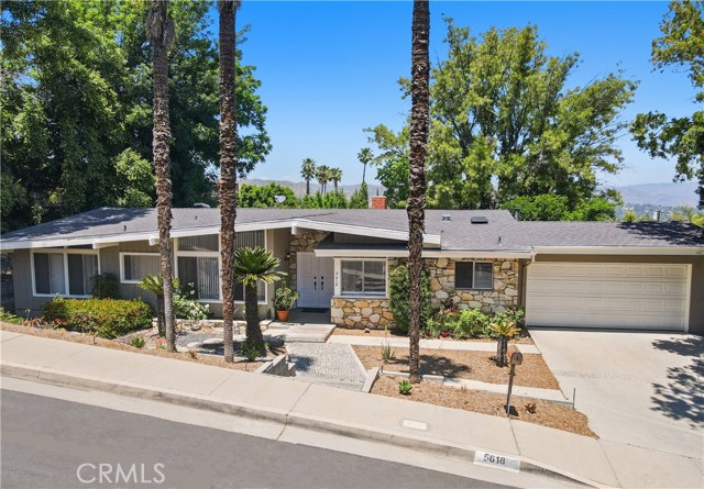 Detail Gallery Image 1 of 30 For 5618 Wilhelmina Ave, Woodland Hills,  CA 91367 - 3 Beds | 2 Baths