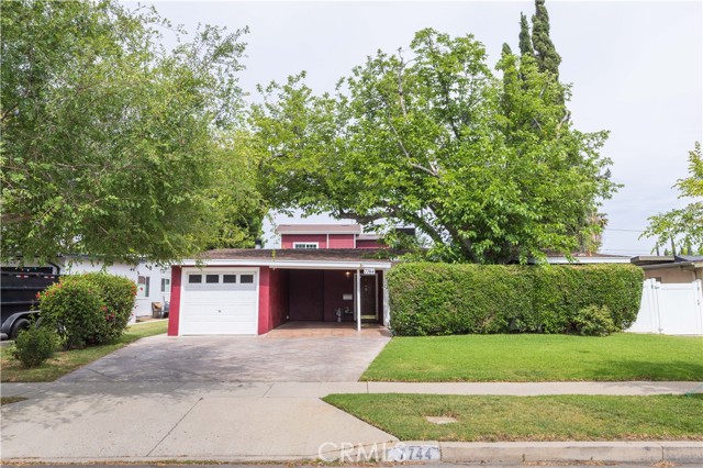 7744 Rhea Avenue, Reseda CA: https://media.crmls.org/medias/2dc4a3ca-29c1-446b-802d-d29fc568118c.jpg