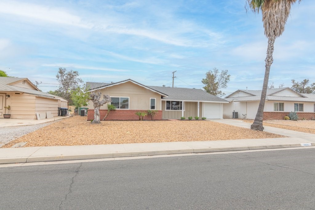 Detail Gallery Image 2 of 37 For 28910 Carmel Rd, Menifee,  CA 92586 - 3 Beds | 2 Baths