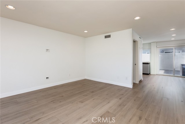 Detail Gallery Image 24 of 36 For 9538 Bickley Dr #2,  Huntington Beach,  CA 92646 - 2 Beds | 1/1 Baths