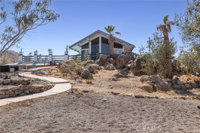 Detail Gallery Image 2 of 36 For 16822 Glenfall Ave, Palmdale,  CA 93591 - 4 Beds | 1 Baths
