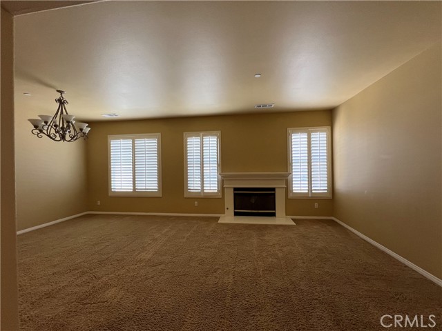 Detail Gallery Image 3 of 26 For 279 Cross Rail Ln, Norco,  CA 92860 - 5 Beds | 4/1 Baths