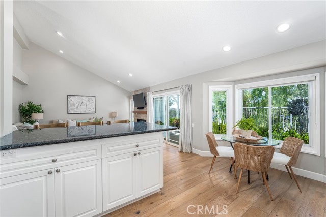 Image 18 of 63 For 3 Taylor Place