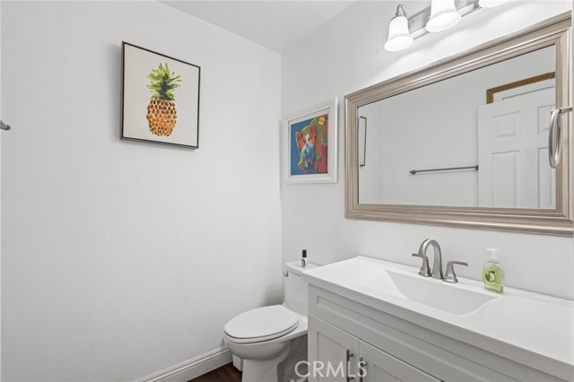 Detail Gallery Image 6 of 35 For 5048 W 121st St, Hawthorne,  CA 90250 - 4 Beds | 2/1 Baths