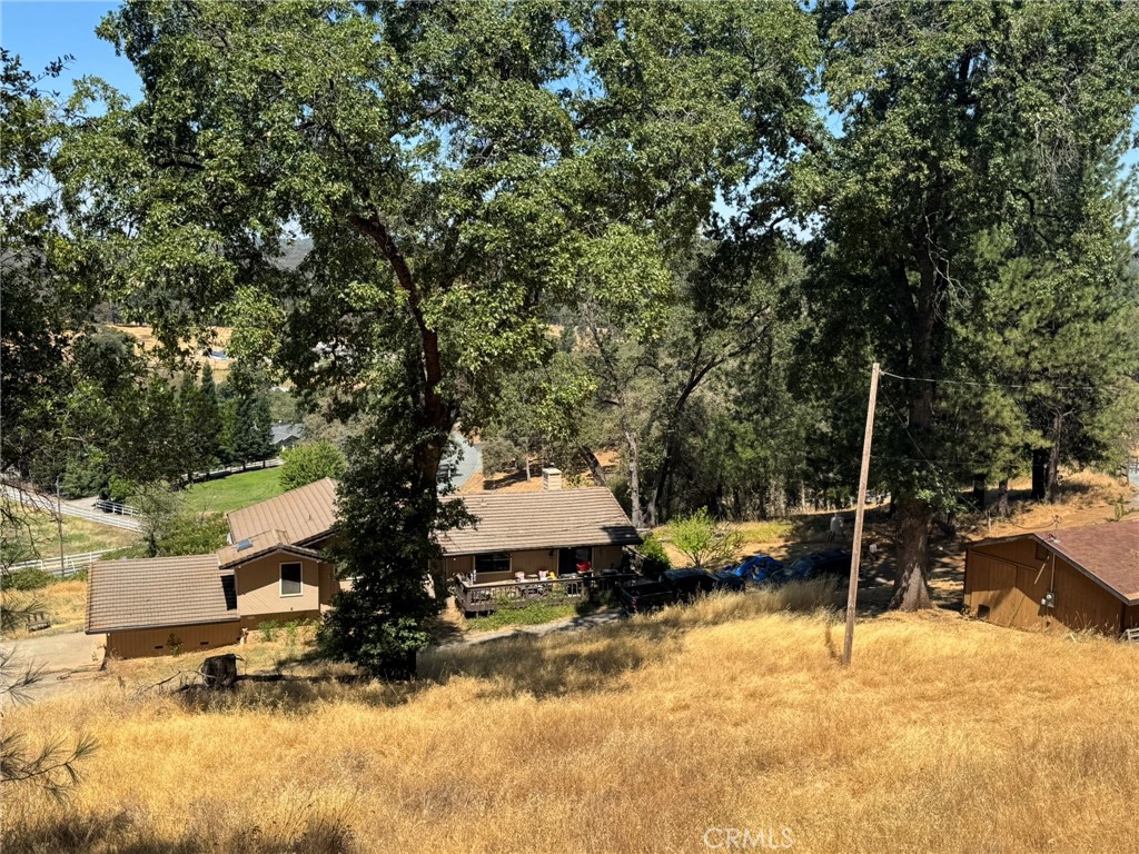 https://media.crmls.org/medias/2dcaa9f7-b322-4ae1-a308-54385dfb62c6.jpg?preset=X-Large