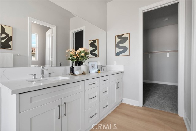 12958 Davona Dale Road Road, Apple Valley CA: https://media.crmls.org/medias/2dcac48e-9774-4f74-a62a-17b7941d8452.jpg