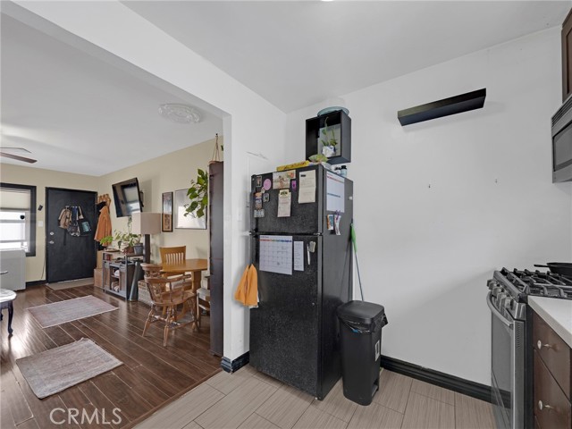 Detail Gallery Image 10 of 15 For 933 E 1st St #7,  Long Beach,  CA 90802 - 1 Beds | 1 Baths