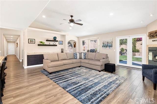 Detail Gallery Image 12 of 56 For 30405 Del Rey Rd, Temecula,  CA 92591 - 4 Beds | 3 Baths