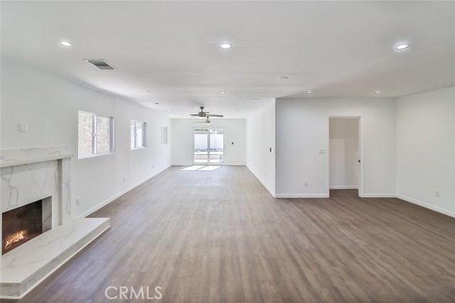 Detail Gallery Image 9 of 29 For 14434 Greenleaf, Sherman Oaks,  CA 91423 - 5 Beds | 3/2 Baths