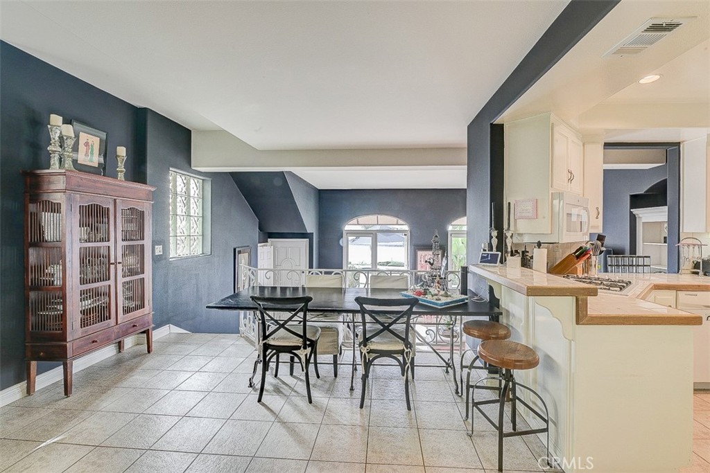 2dcdfc4b 8dbd 469c 9fc0 89dd55117fa8