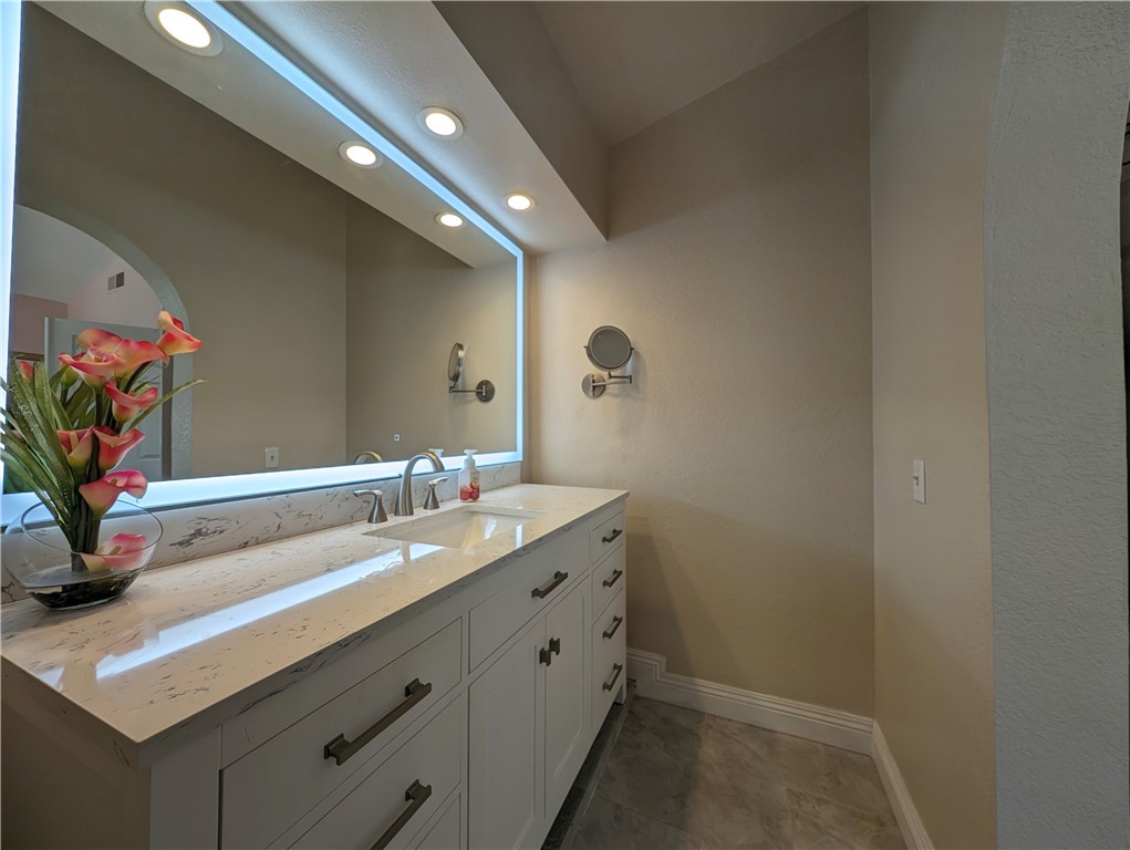 Detail Gallery Image 35 of 59 For 1738 Cambridge Cir, Redlands,  CA 92374 - 3 Beds | 2/1 Baths