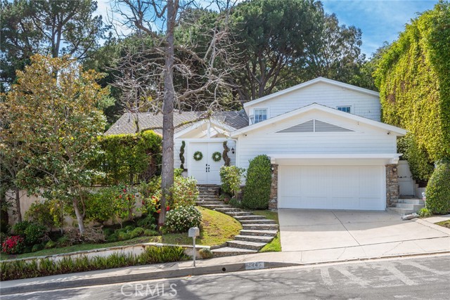 Detail Gallery Image 1 of 30 For 2445 Banyan Dr, Los Angeles,  CA 90049 - 4 Beds | 4/1 Baths