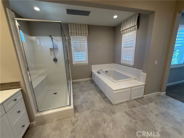 Detail Gallery Image 17 of 29 For 29632 Canyonlands Dr, Menifee,  CA 92585 - 5 Beds | 3/1 Baths