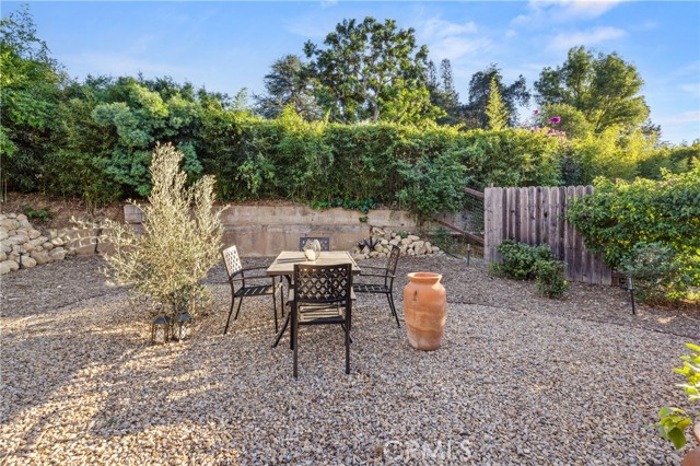 Detail Gallery Image 27 of 41 For 95 Taormina Ln, Ojai,  CA 93023 - 1 Beds | 1 Baths