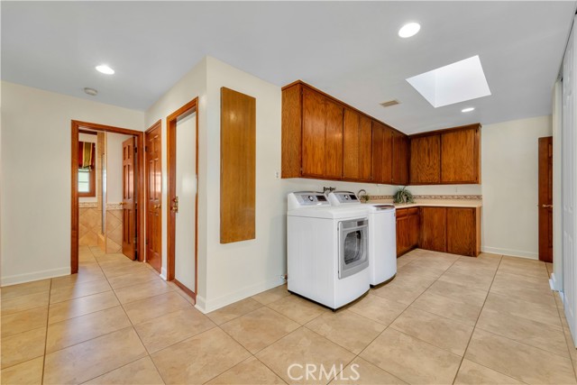 Detail Gallery Image 40 of 59 For 15883 Condor Ridge, Canyon Country,  CA 91387 - 5 Beds | 3/1 Baths