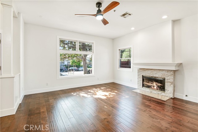 420 Broadway, Redondo Beach, California 90277, 4 Bedrooms Bedrooms, ,2 BathroomsBathrooms,Residential,For Sale,Broadway,SB26076613