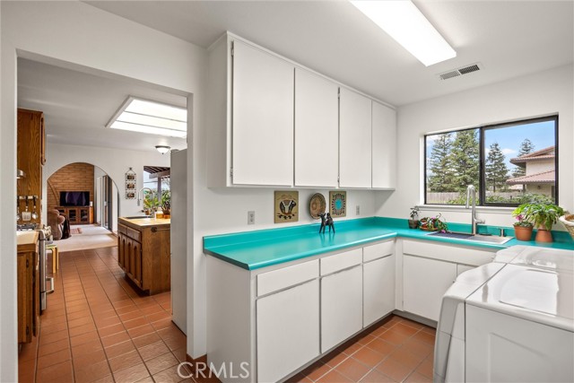 Detail Gallery Image 34 of 44 For 792 Rebecca Ct, Chico,  CA 95973 - 4 Beds | 2/2 Baths