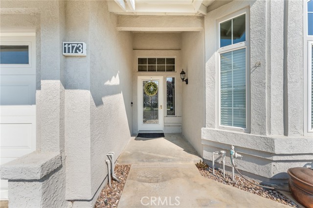 1173 Fairway Oaks Avenue, Banning CA: https://media.crmls.org/medias/2dd3d9a4-7213-49a5-874f-220addc9037b.jpg