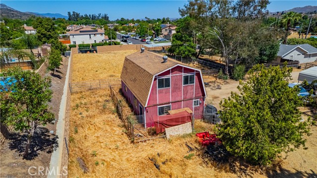 Detail Gallery Image 8 of 15 For 21587 Grand Ave, Wildomar,  CA 92595 - 2 Beds | 1 Baths