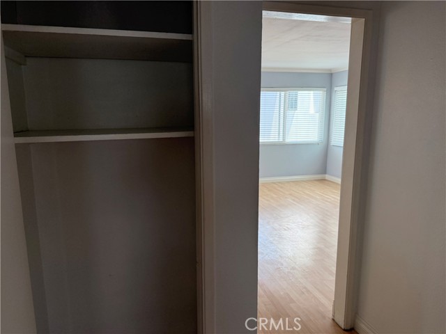 514 .5 Marigold Ave, Corona del Mar CA: https://media.crmls.org/medias/2dd6dc53-6d62-4356-a5a3-d1efd19a1fdd.jpg