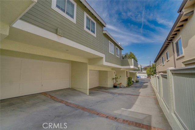 1802 Grant Avenue, Redondo Beach, California 90278, 3 Bedrooms Bedrooms, ,2 BathroomsBathrooms,Residential,Sold,Grant,SB21239095