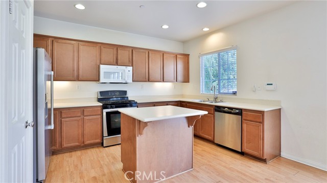 1748 Yvonne Court, Riverside CA: https://media.crmls.org/medias/2dd7a820-21e1-49a3-a73f-fd20a50ac963.jpg