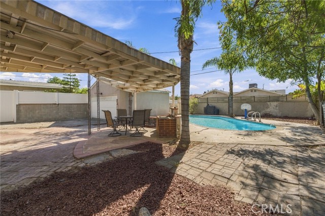 12410 Lull Street photo 27