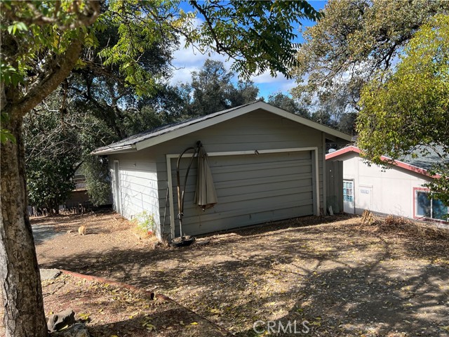 Detail Gallery Image 13 of 18 For 15540 32nd, Clearlake,  CA 95422 - 2 Beds | 1 Baths
