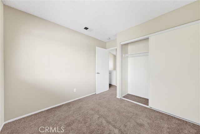 Detail Gallery Image 14 of 29 For 10235 Basalt, Mentone,  CA 92359 - 5 Beds | 3 Baths