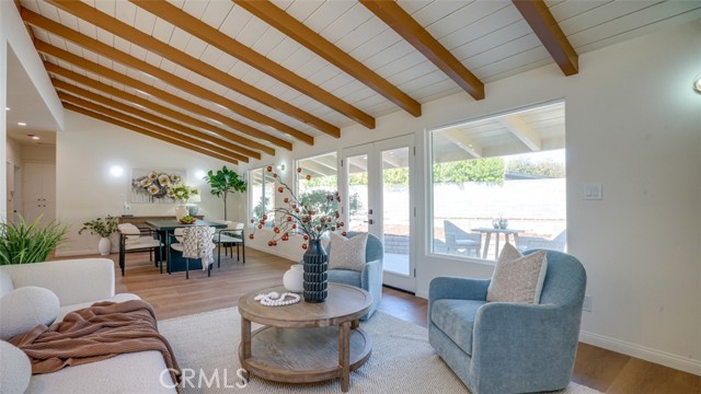 16347 Tupper Street, North Hills CA: https://media.crmls.org/medias/2dd8b8d2-cfa9-42bf-986c-75244201b7a8.jpg