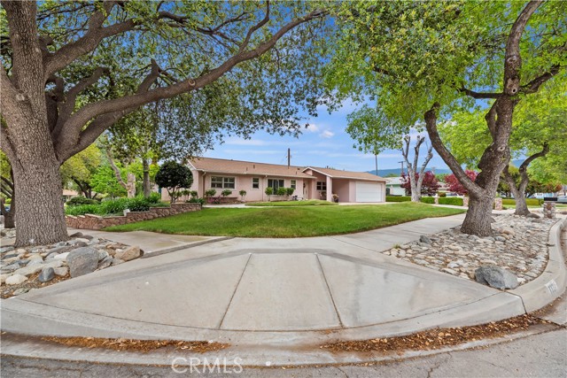 Detail Gallery Image 7 of 66 For 1327 Grove Ave, Upland,  CA 91786 - 3 Beds | 2 Baths